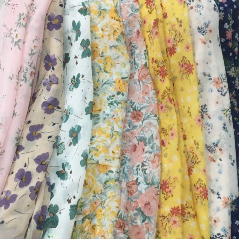 Summer Clothing Material - Tkanina szyfonowa w kwiatowy wzór 2/3m