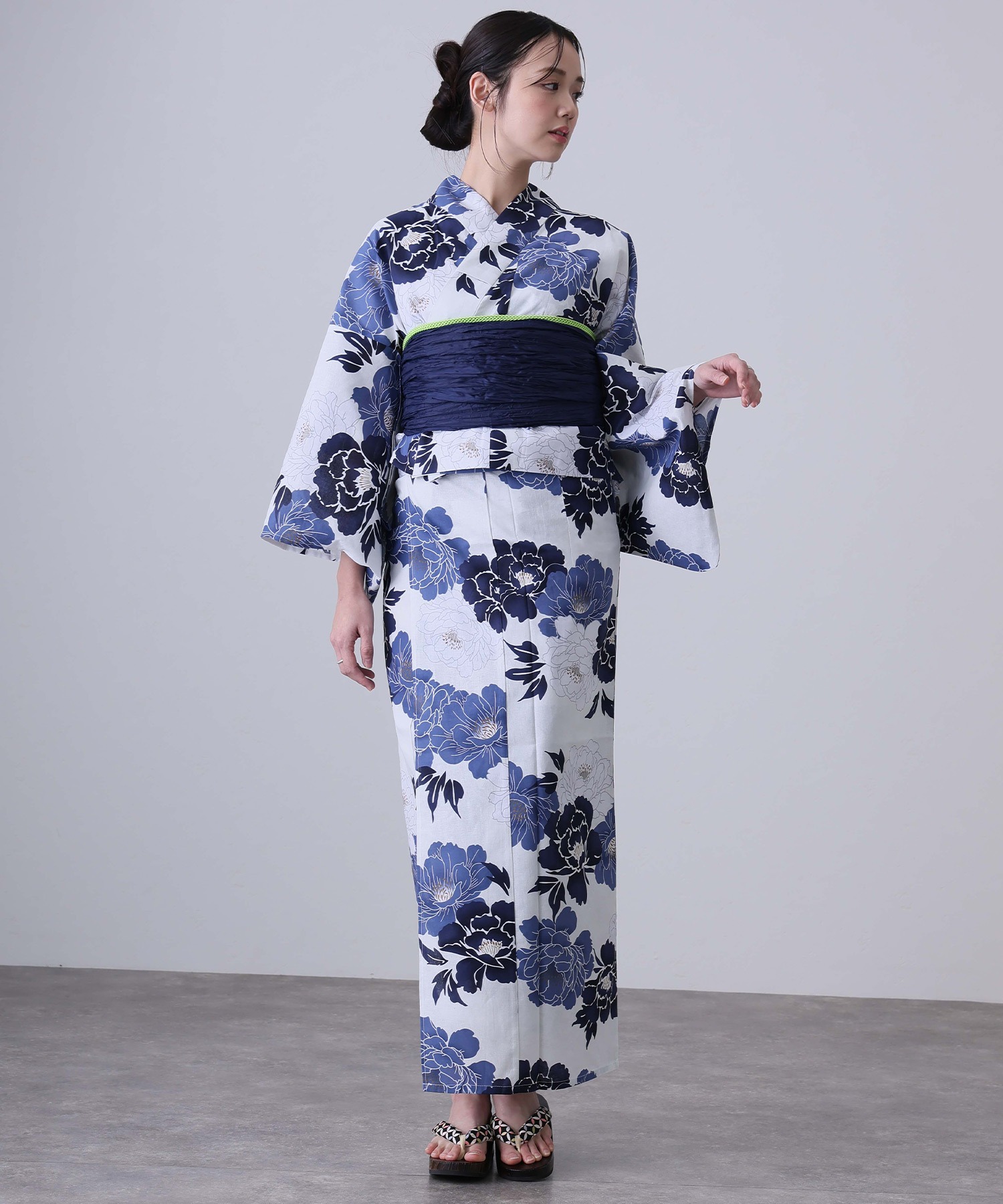 Tradycyjna Yukata Kimono Sukie – Summer Clothing For Girls recenzja i cena